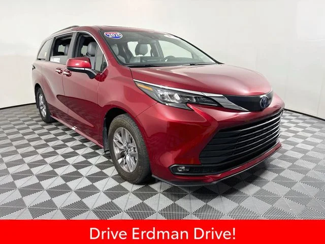 2025 Toyota Sienna