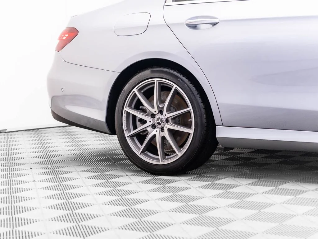 2023 Mercedes-Benz E-Class E450 - Photo 38