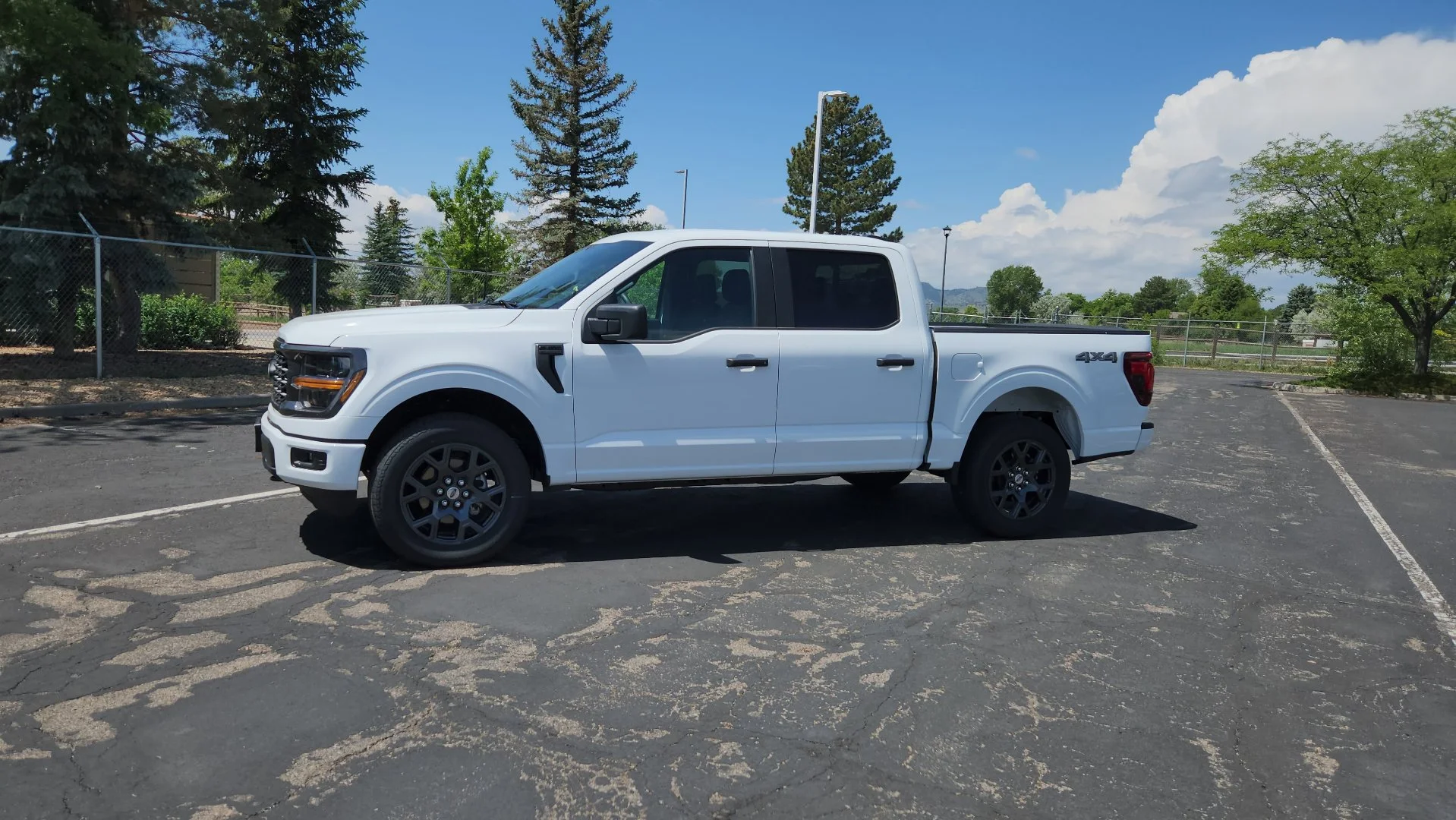 New 2026 Oxford White Ford STX image 5