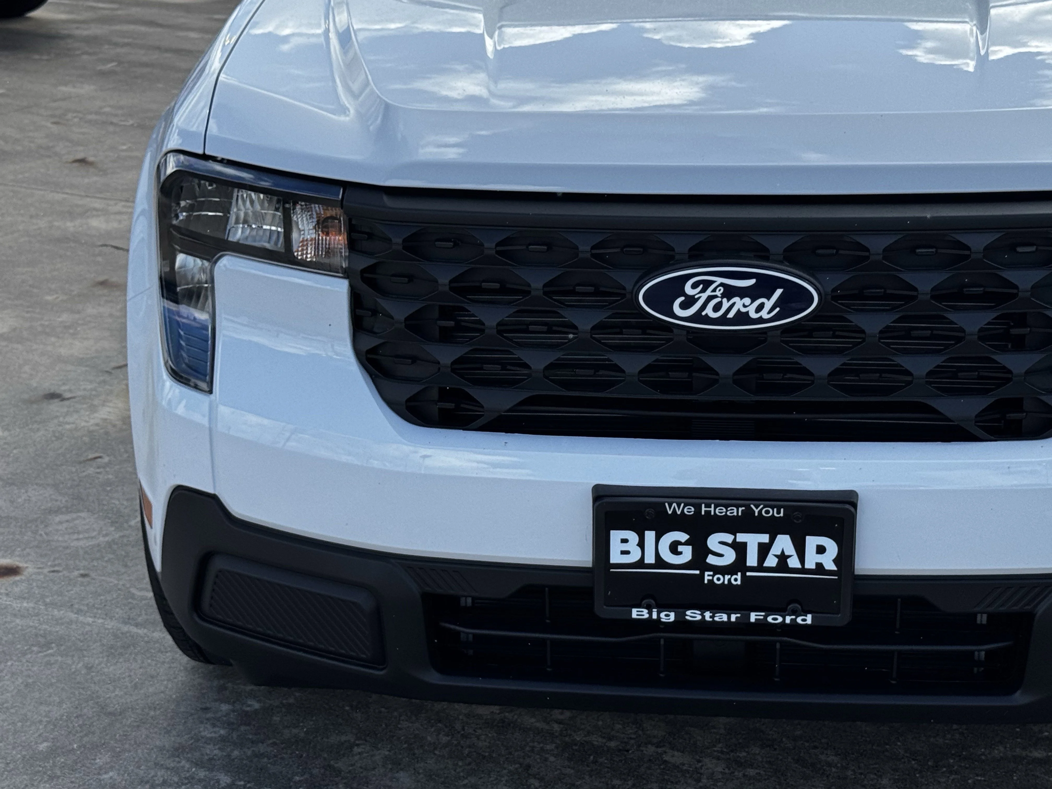 New 2026 Oxford White Ford XL image 5