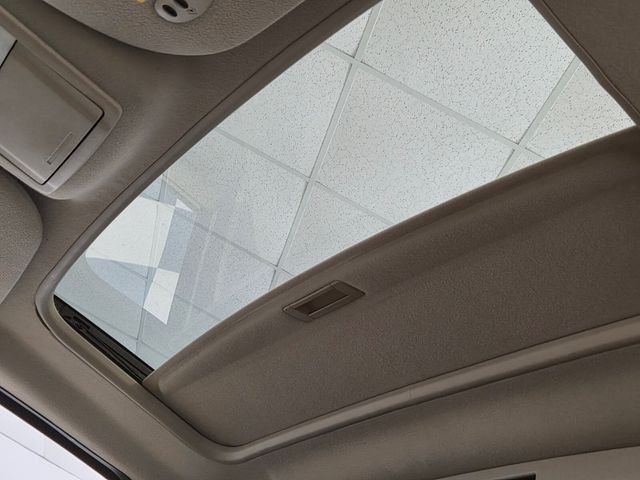 Used 2008  Ford Limited image 18