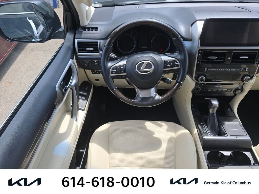 Used 2022 Black Lexus 460 image 16