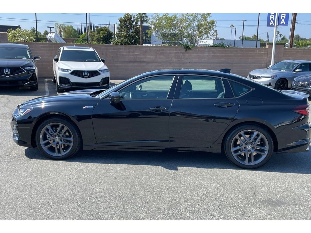 Used 2025 Majestic Black Pearl Acura w/A-Spec Package image 2
