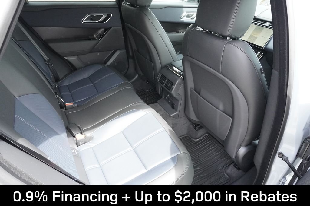 New 2026 Arroios Grey Land Rover Dynamic SE image 26