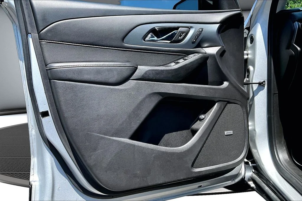 Certified Used 2019 Silver Chevrolet Premier image 20
