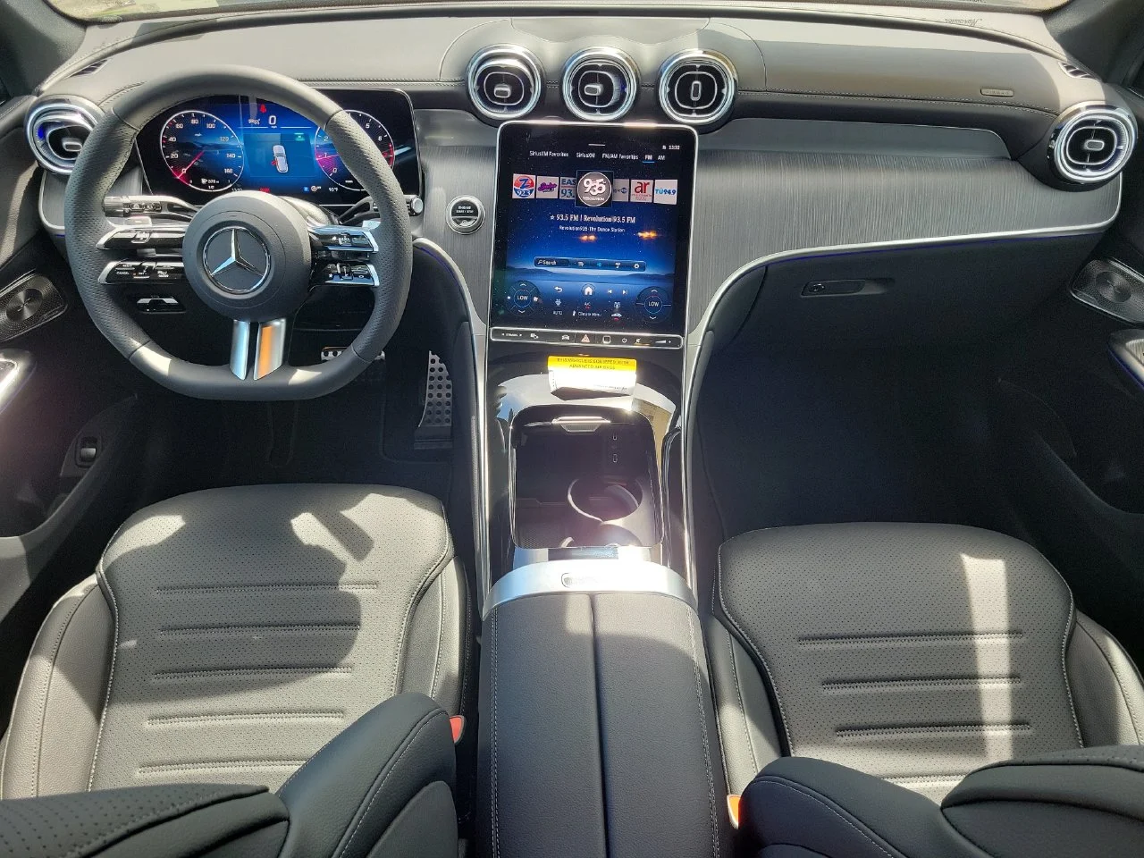 New 2027 Graphite Grey Metallic Mercedes-Benz GLC 300 image 14