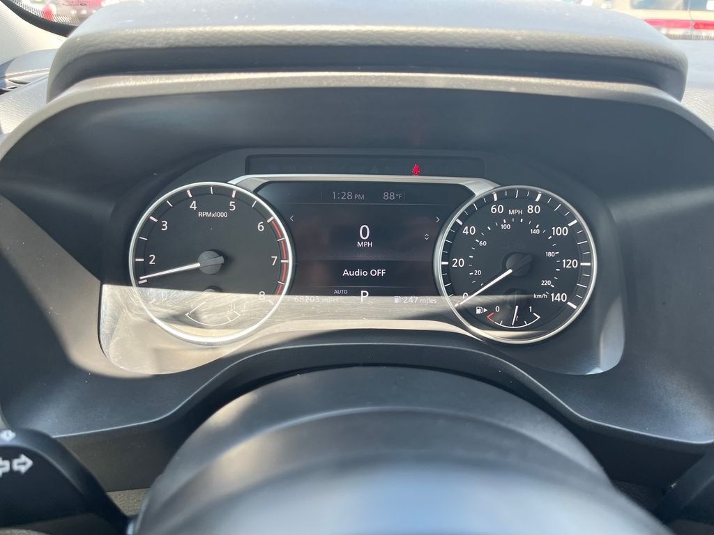 Used 2024 Gray Nissan S image 15