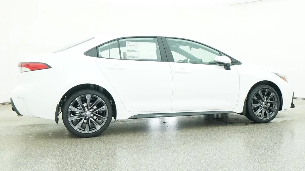 New 2026 Ice Cap Toyota SE image 40