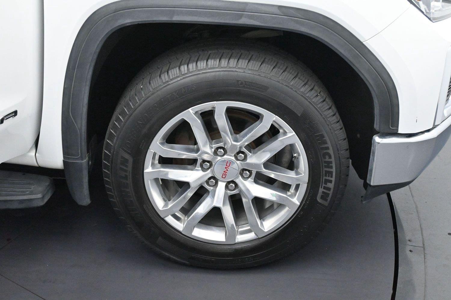 Used 2019 Summit White GMC SLT image 35