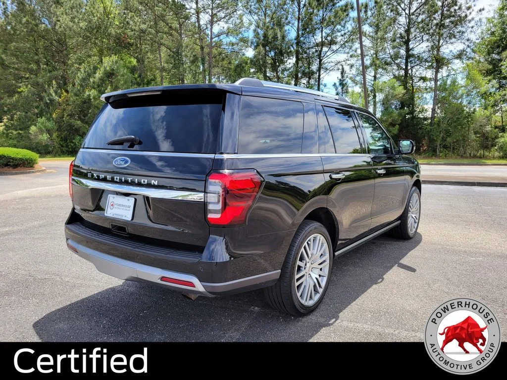 Used 2022 Black Ford Limited image 6