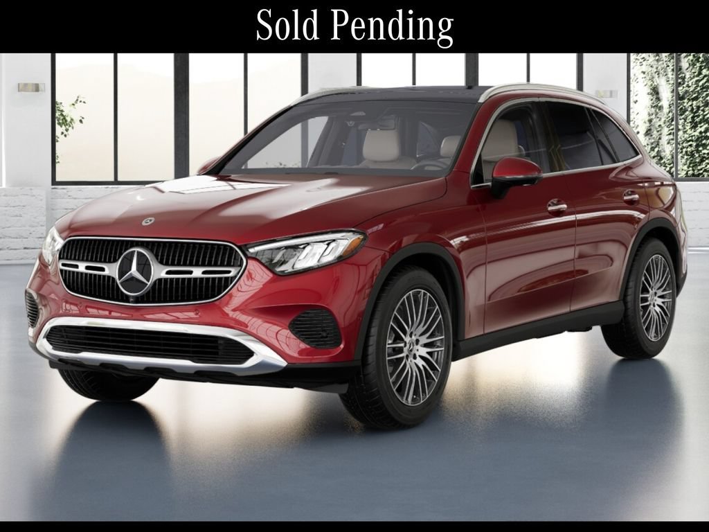 New 2026 MANUFAKTUR Patagonia Red Metallic Mercedes-Benz GLC 300 image 43
