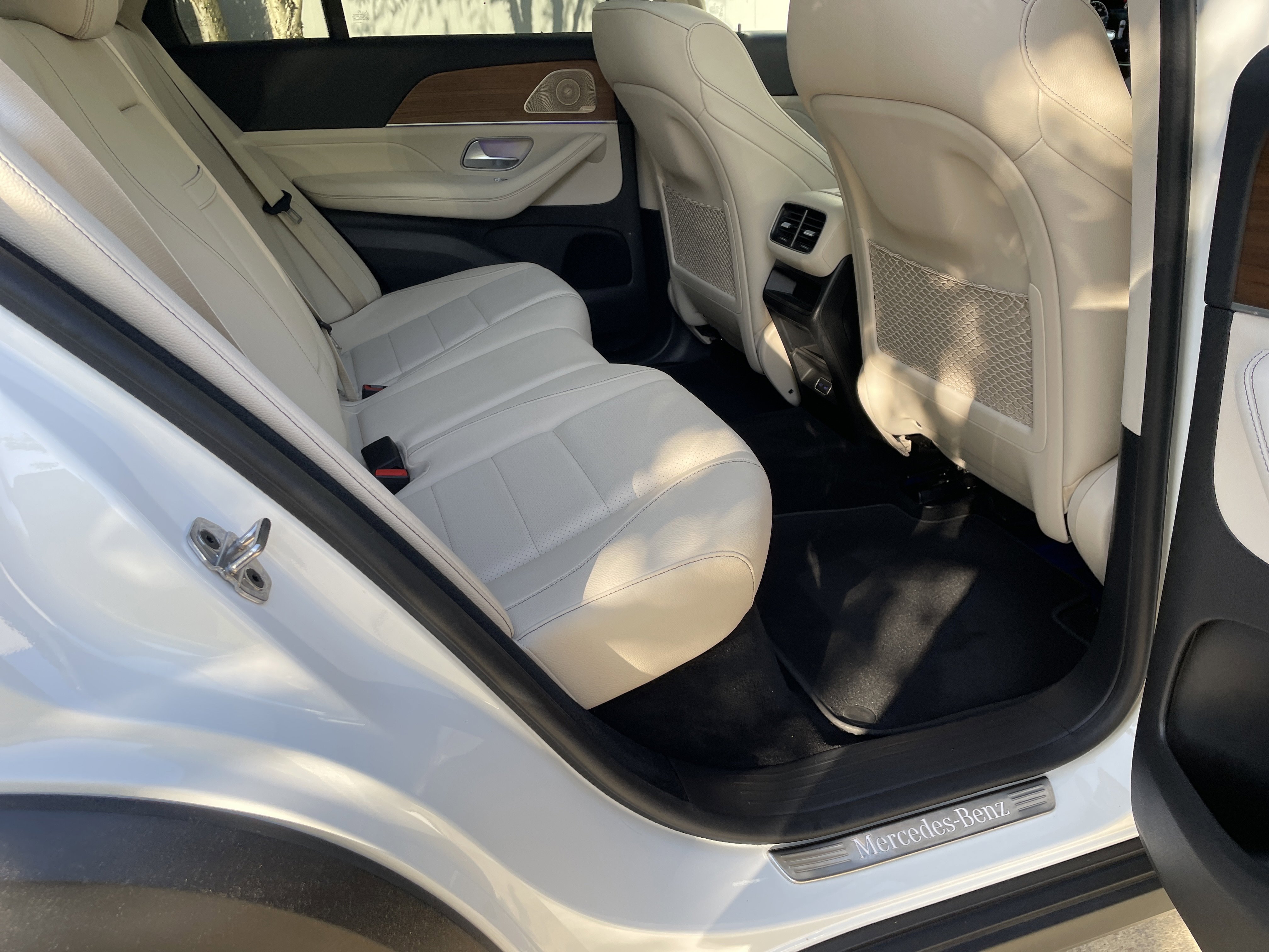 Certified Used 2024 Polar White Mercedes-Benz GLE 450 4MATIC® SUV image 43
