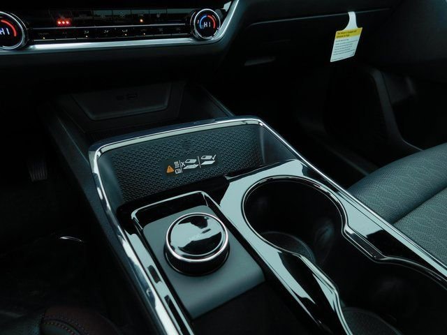 2025 Chevrolet Equinox RS - Photo 27