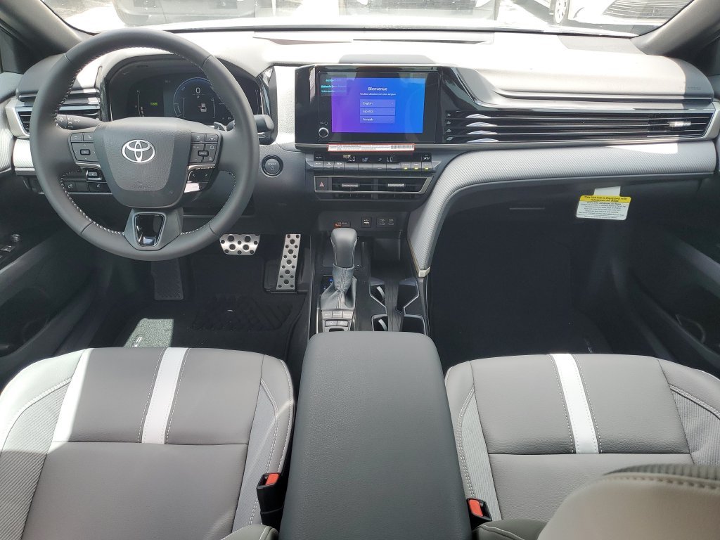 Used 2026  Toyota SE image 18