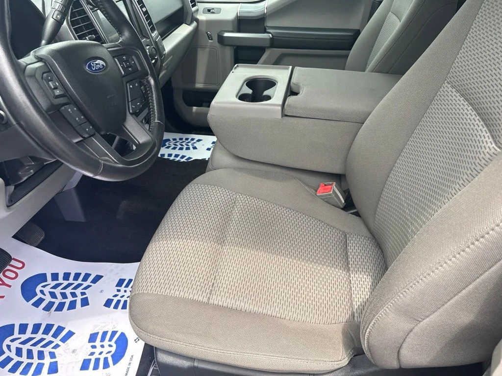 Used 2018 Gray Ford XLT image 16