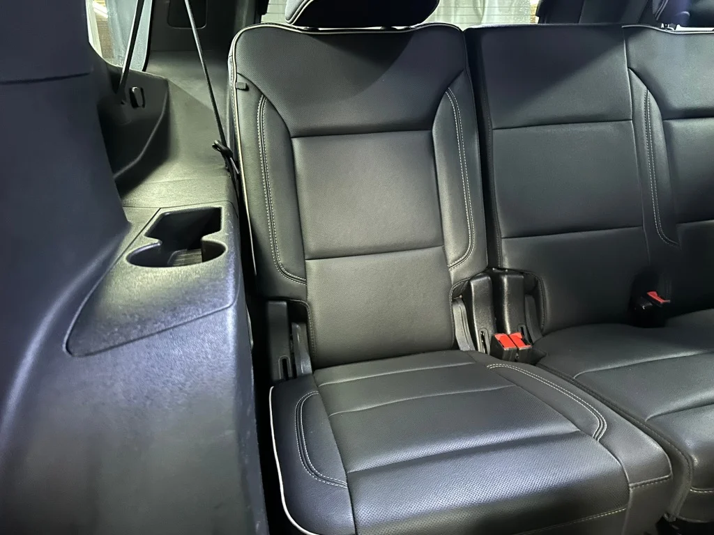 2024 Chevrolet Suburban Premier - Photo 34