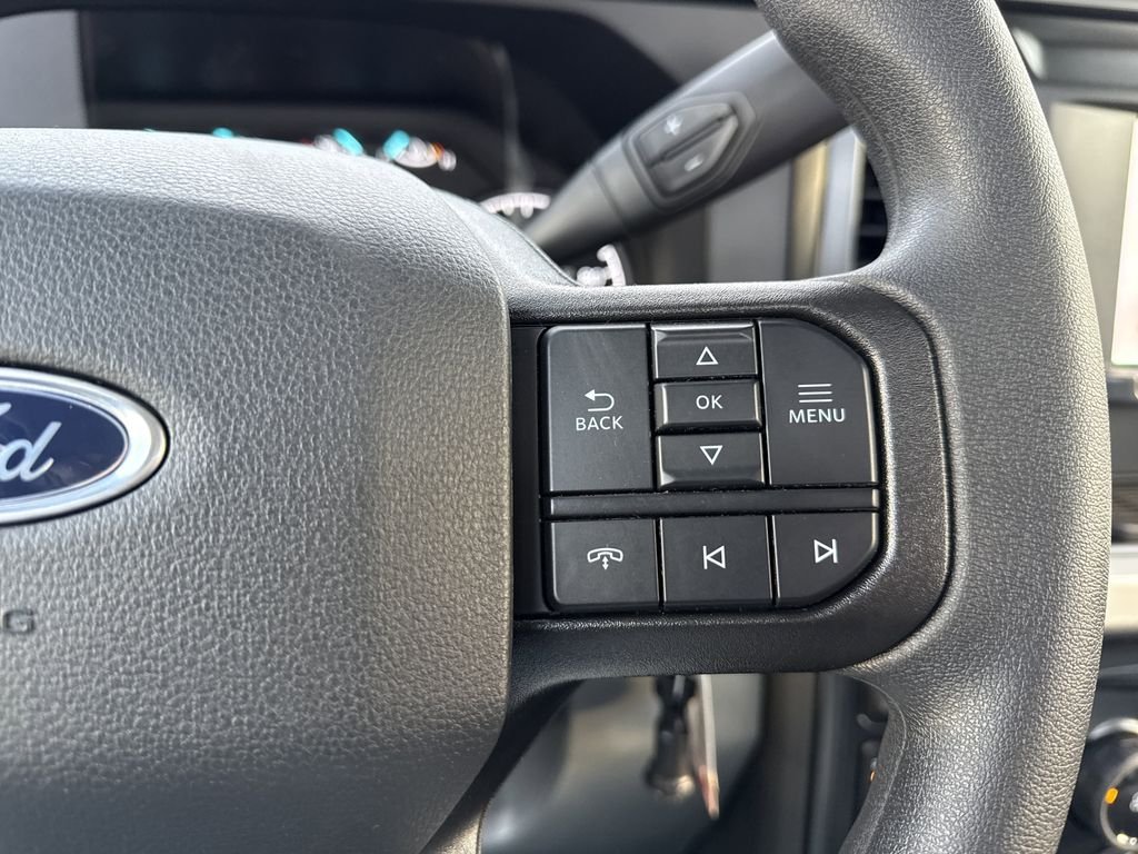 New 2025 Oxford White Ford F-350® XL image 17