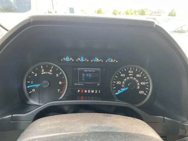 Used 2015 Silver Ford XLT image 41