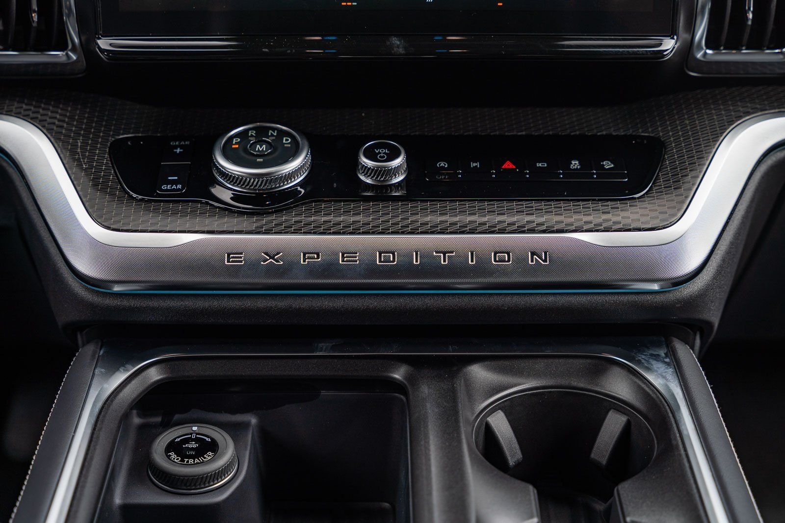 New 2026 Dark Matter Gray Metallic Ford MAX Platinum® image 38