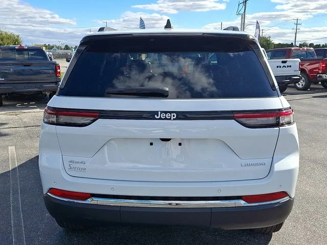 New 2025 White Jeep Laredo X image 6