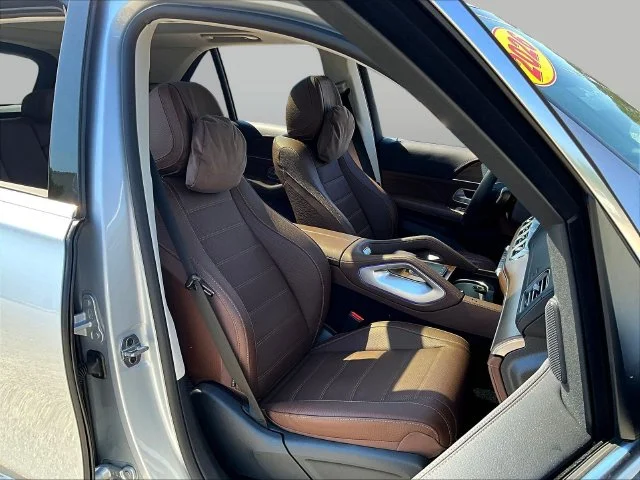 Used 2026 Silver Mercedes-Benz GLE 450 image 32
