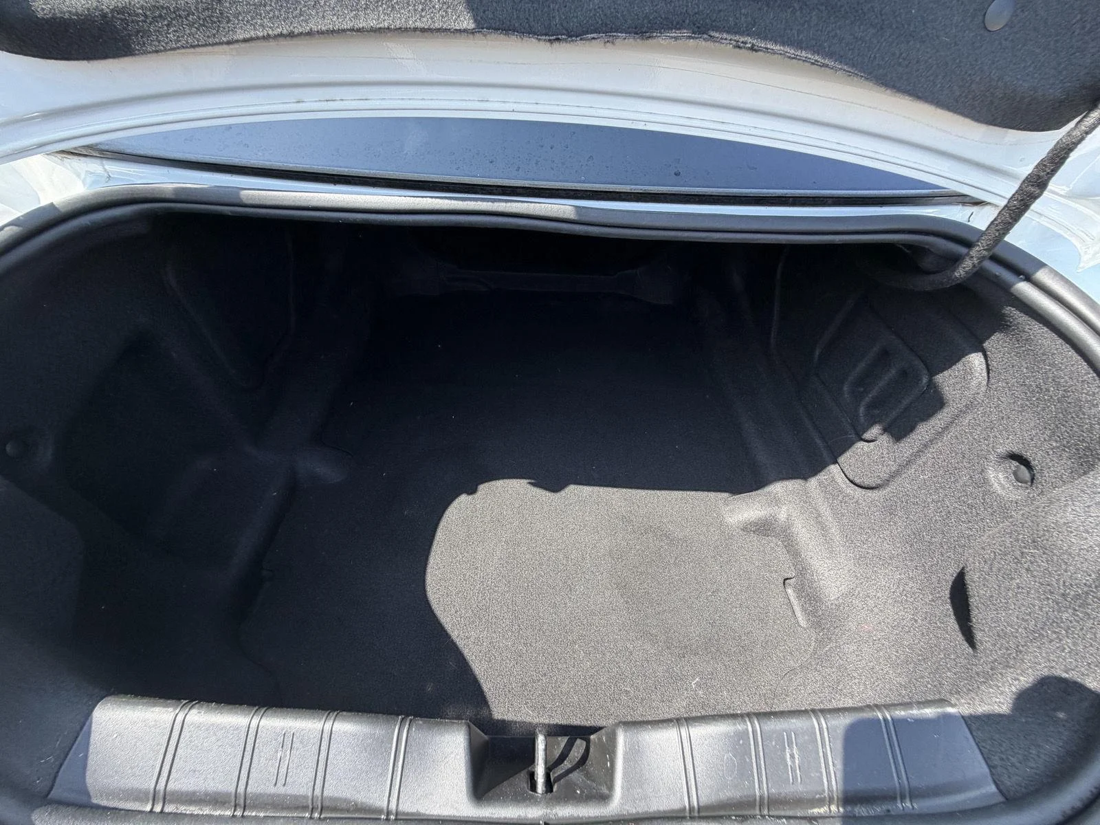 Used 2021 Summit White Chevrolet LT1 image 18