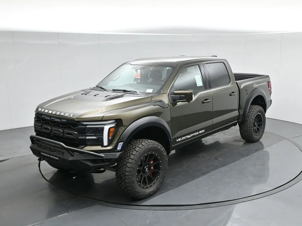 New 2025 Shelter Green Ford Raptor image 39