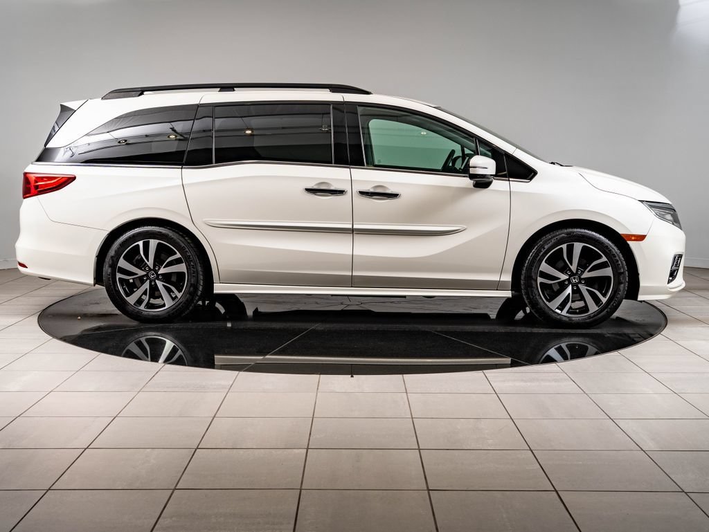Used 2019 White Diamond Pearl Honda Elite image 11