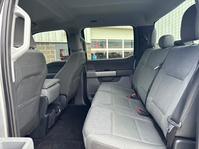 Used 2025 Silver Ford XLT image 32