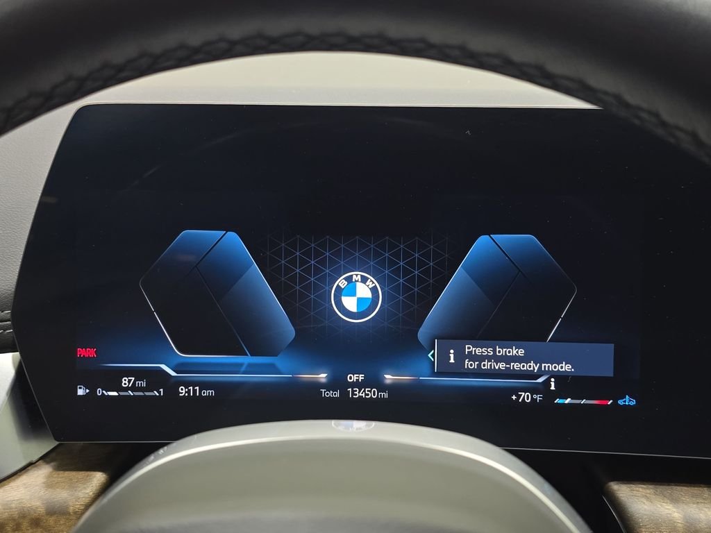 Used 2023 Green BMW xDrive28i image 22