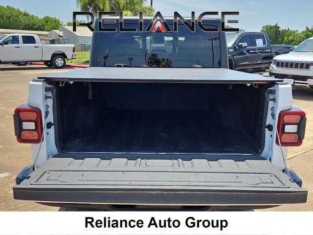 Used 2020 White Jeep Overland image 14