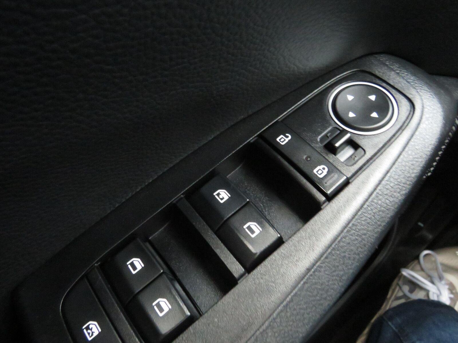 Used 2022 Cherry Black Kia S image 29