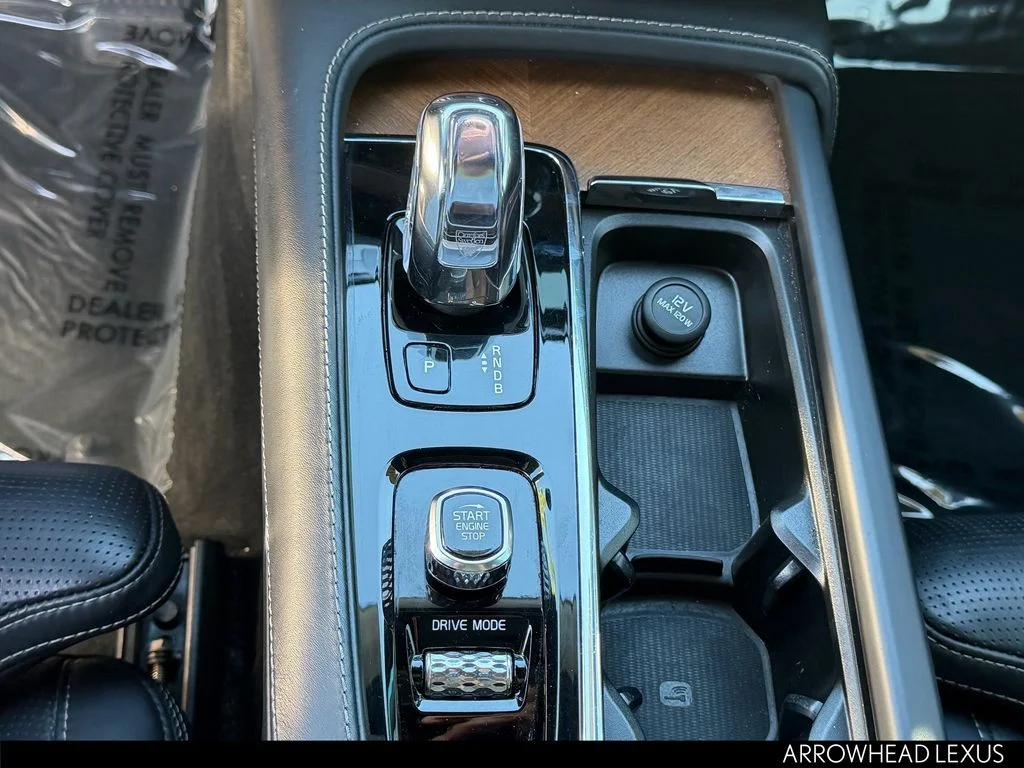 Used 2018 Gray Volvo T8 Inscription image 27