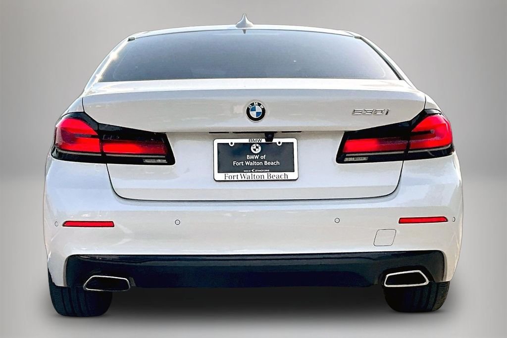 Used 2023 White BMW 530i image 6