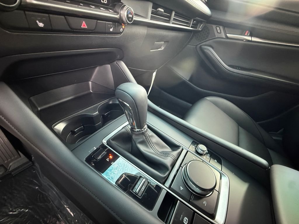 New 2026 Snowflake White Pearl Mazda 2.5 S Preferred image 22