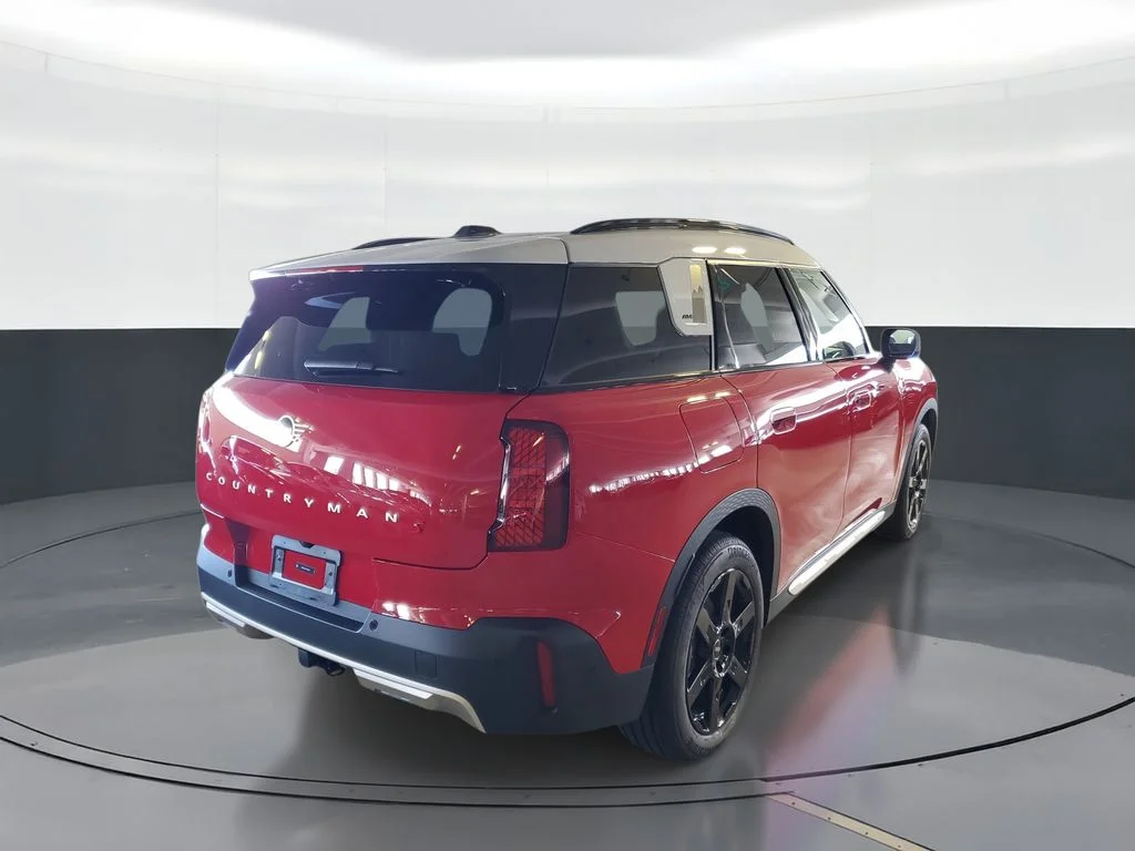 Used 2026 Red MINI  image 3