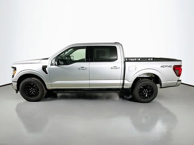 New 2026 Iconic Silver Metallic Ford XLT image 4