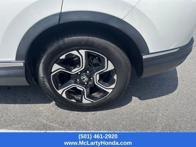 Used 2017 White Diamond Pearl Honda Touring image 7
