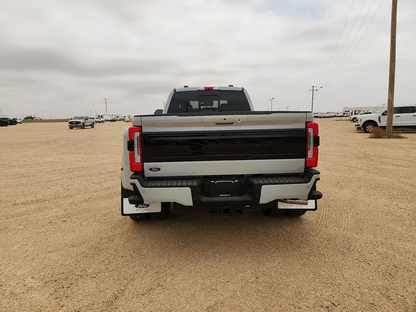 New 2026 Avalanche Ford F-350® Platinum® image 6