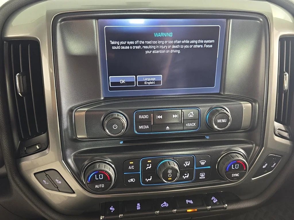 Used 2016 Silver Ice Metallic Chevrolet LT image 20