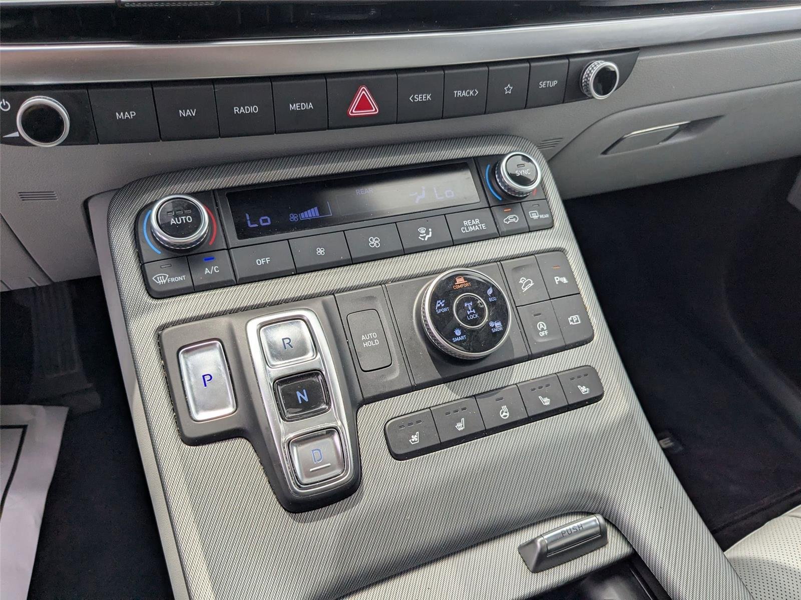Used 2023 Silver Hyundai SEL image 22