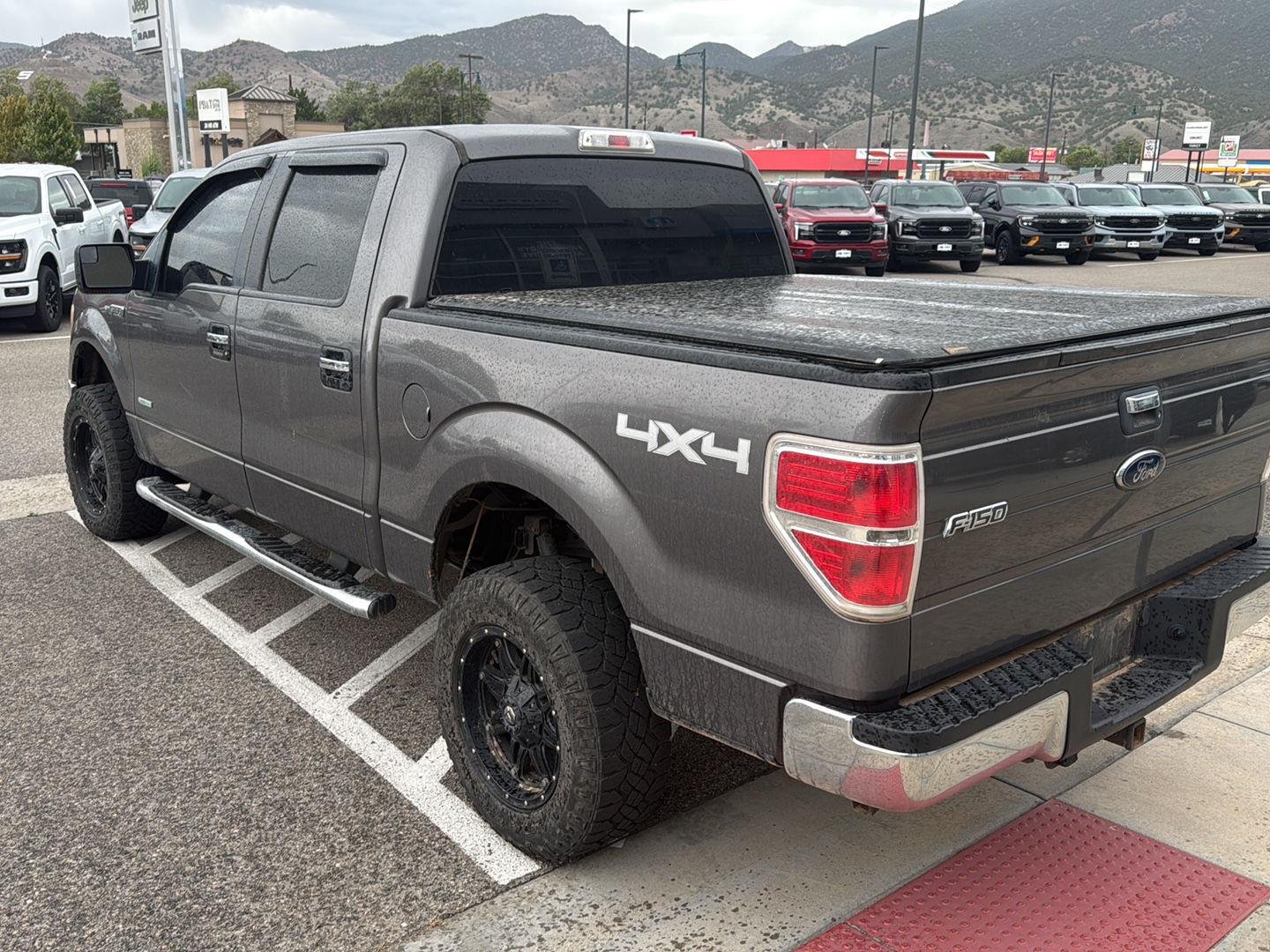 Used 2013 Sterling Gray Metallic Ford XLT image 4