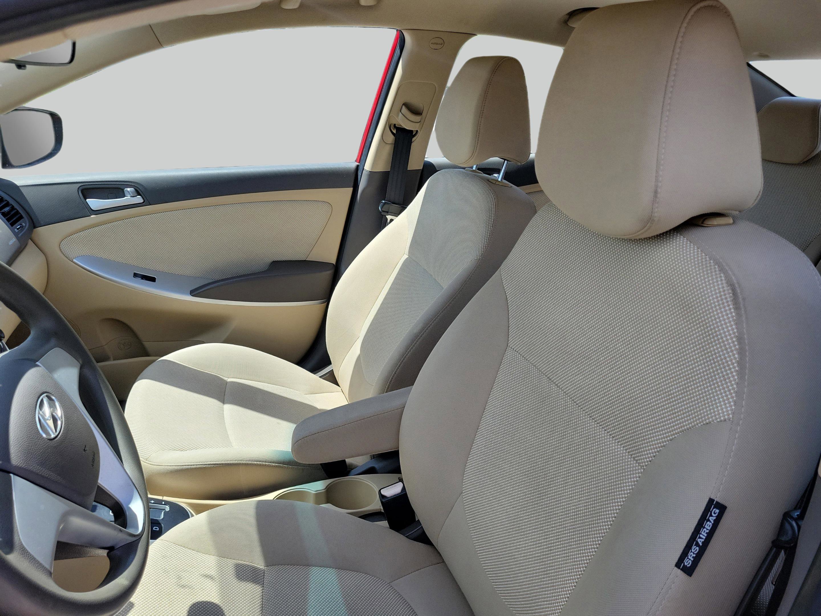 Used 2012 Boston Red Hyundai GLS image 8
