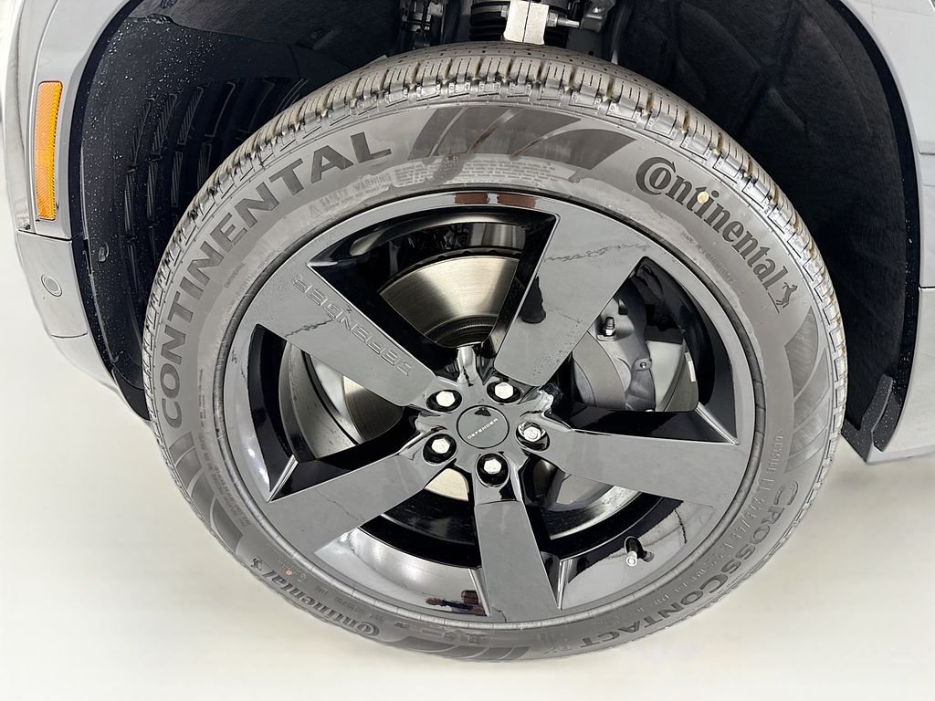 New 2026 Santorini Black Land Rover X-Dynamic SE image 29