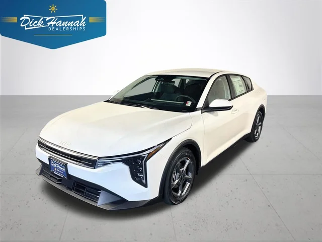 2026 Kia K4 LXS