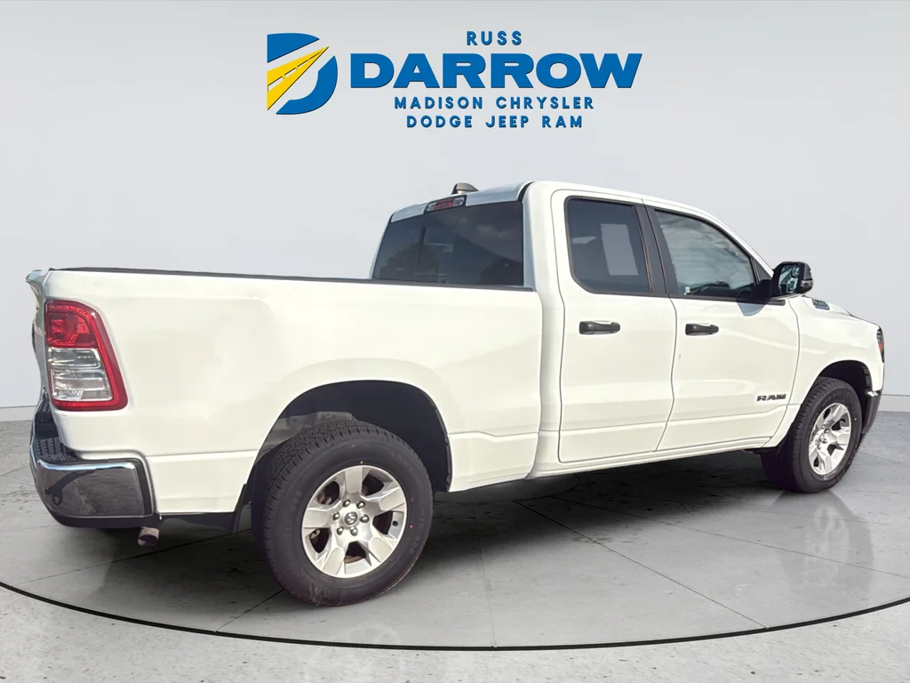 Certified Used 2023 White Ram Big Horn/Lone Star image 5