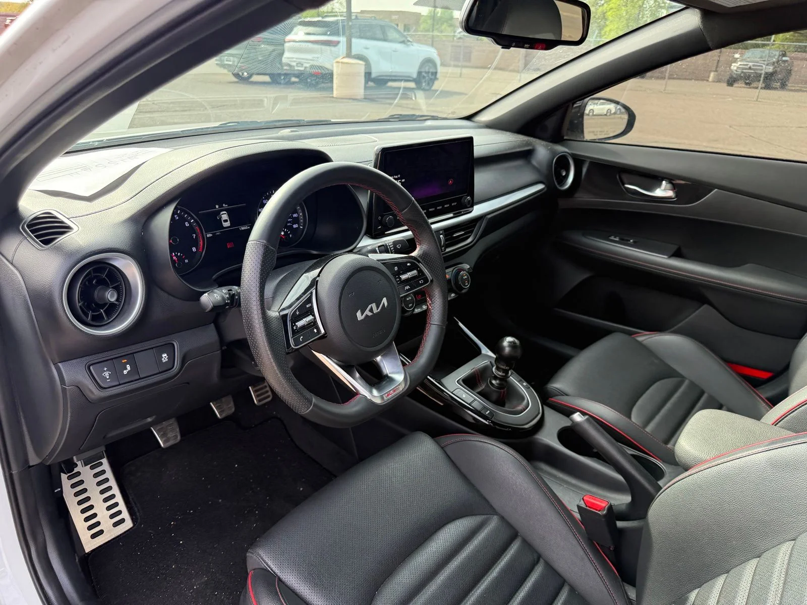 Used 2024 Snow White Pearl Kia GT image 12