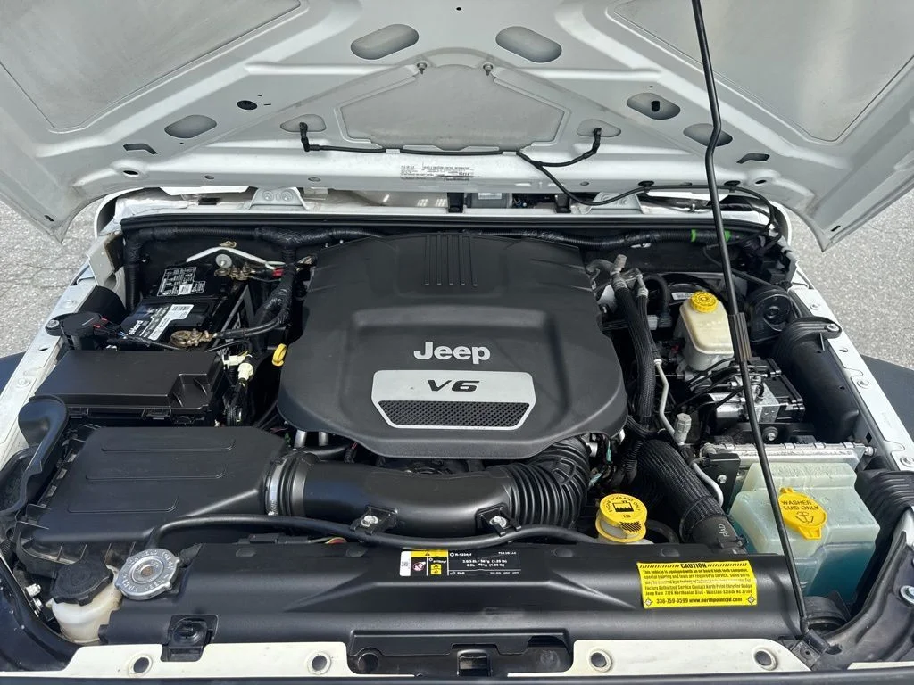 Used 2017 White Jeep Unlimited Sport image 28