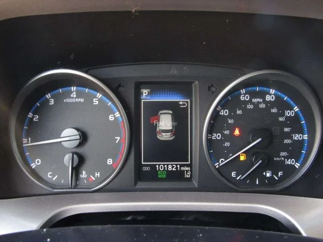 Used 2018 Aqua Toyota LE image 26
