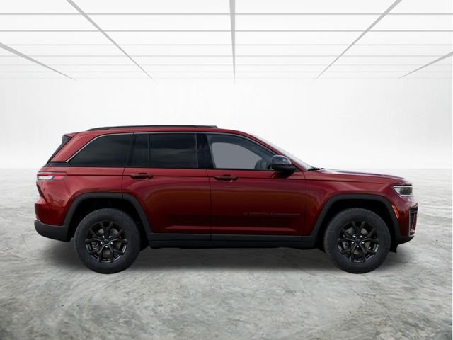 New 2026 Velvet Red Pearl-Coat Exterior Paint Jeep Altitude image 22